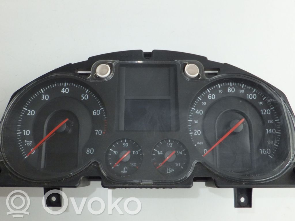 Volkswagen PASSAT B6 Tachimetro (quadro strumenti) 