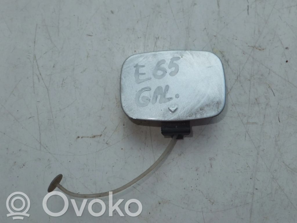 BMW 7 E65 E66 Galinis tempimo kilpos dangtelis 