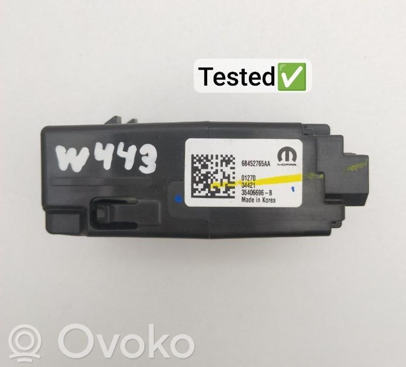 Jeep Grand Wagoneer USB socket connector 