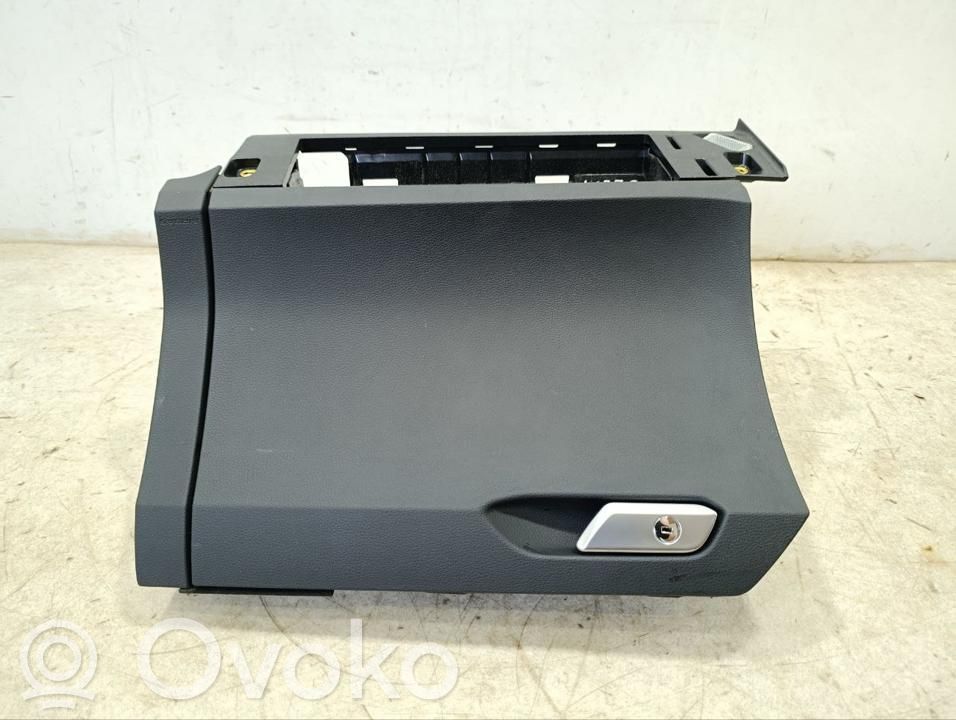 Audi e-tron Glove box set 