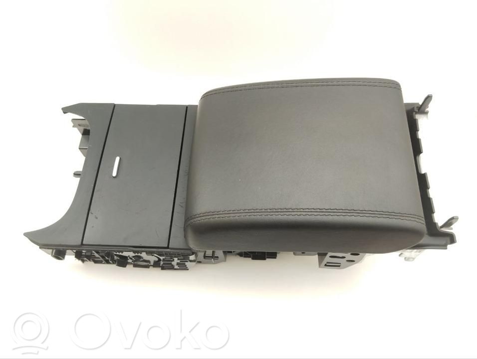 Jaguar F-Type Center console 