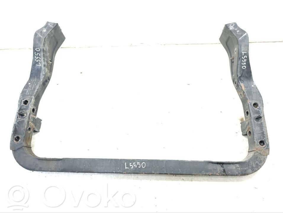 Radiator support slam panel bracket   L5550