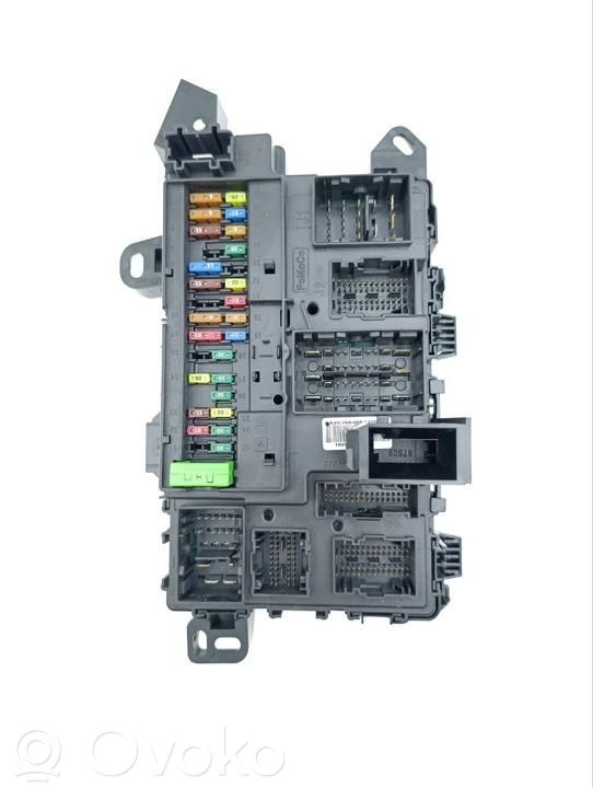 Ford Expedition Fuse box set 