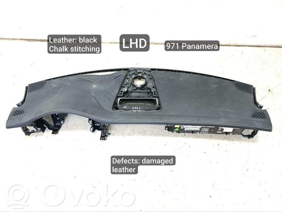 Porsche Panamera (971) Deska rozdzielcza 