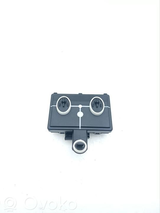 Porsche Taycan 9J1 Door control unit/module 