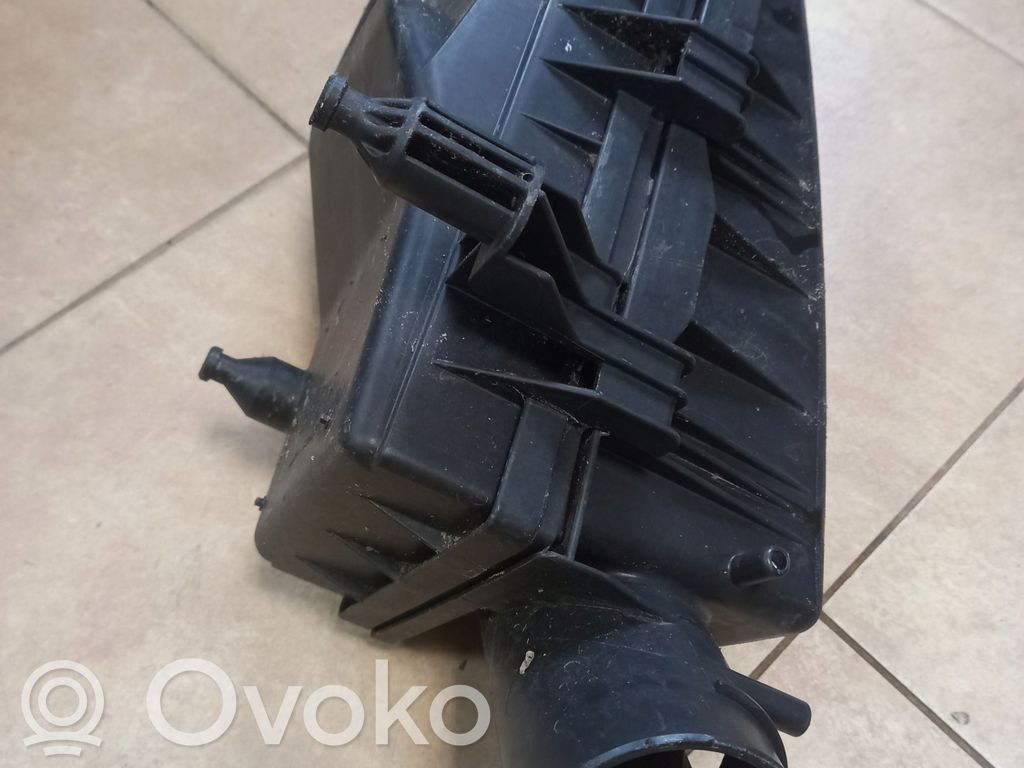 Ford Mondeo Mk III Luftfilterkasten 