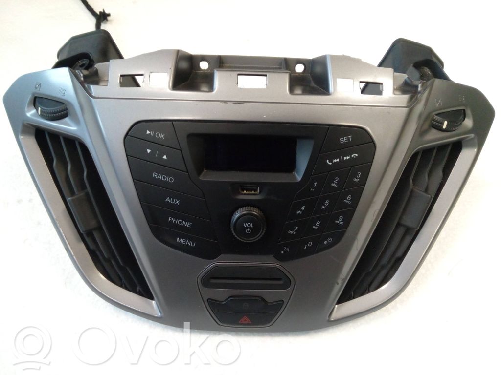 Ford Transit Custom Radio/CD/DVD/GPS head unit 