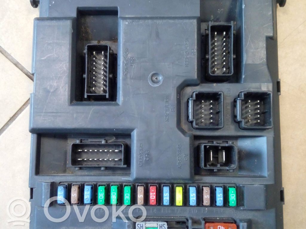 Citroen C3 Drošinātāju bloks 