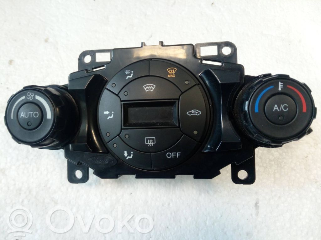 Panel klimatyzacji   8A6T18C612,NE70153