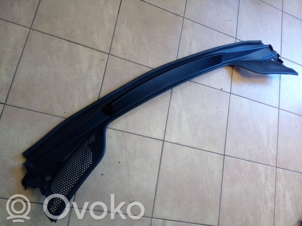 Citroen C4 I Wiper trim 