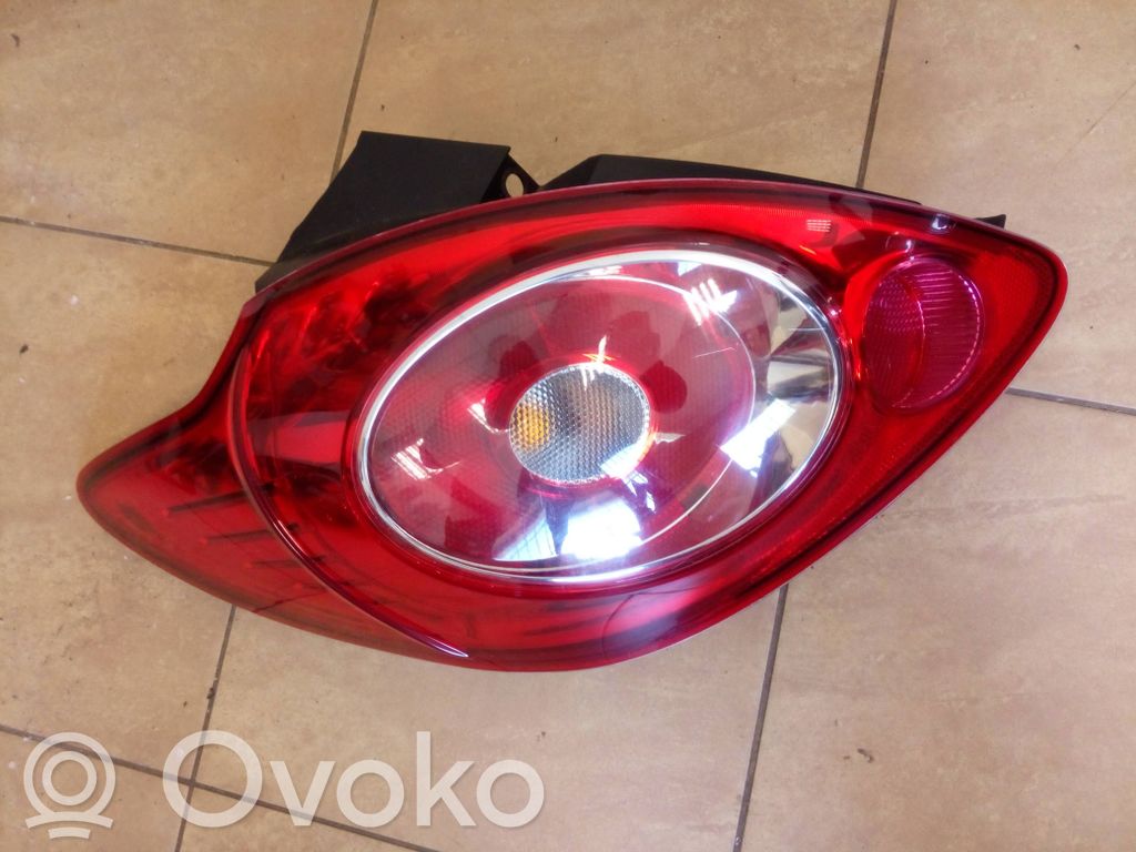 Rear/tail lights   NE70690