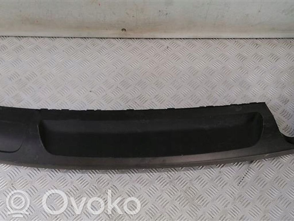 Audi A3 S3 8V Moldura inferior del parachoques trasero 
