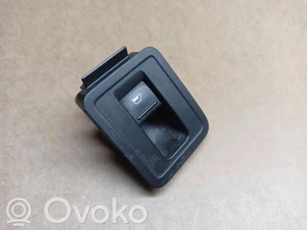 Volkswagen Caddy Electric window control switch 