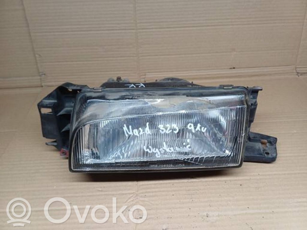 Mazda 323 Lampa przednia 