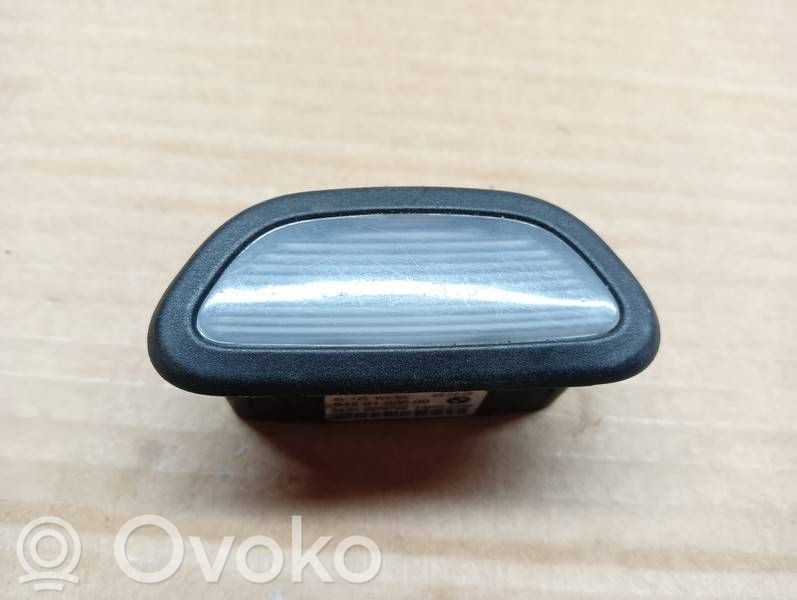 BMW 3 E90 E91 Éclairage intérieur porte avant 