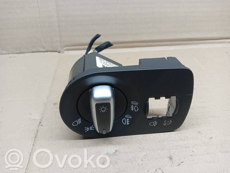 Audi A1 Light switch 