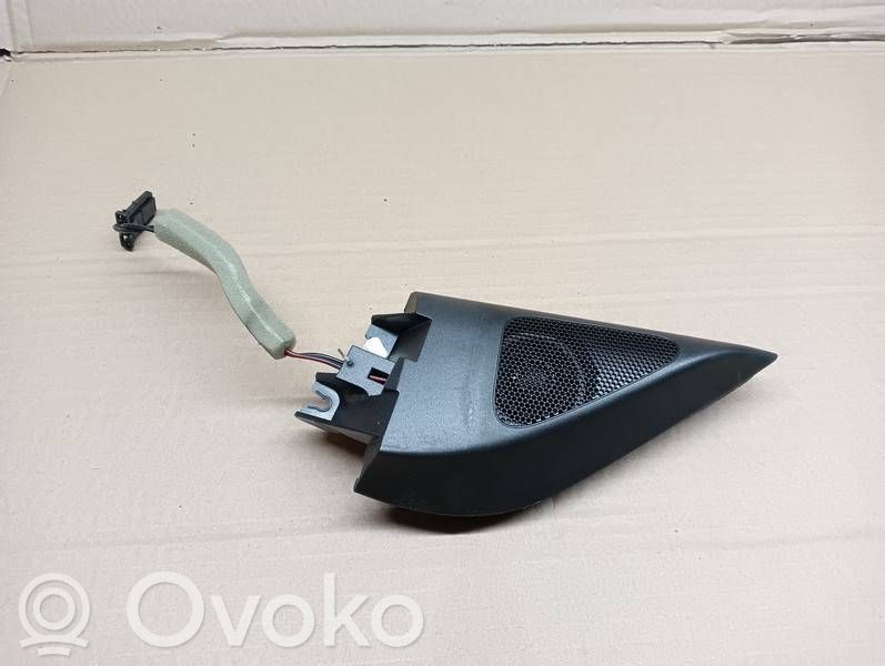 Volkswagen PASSAT B7 Front door high frequency speaker 