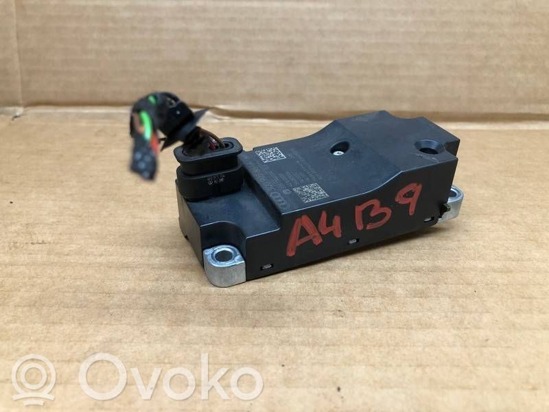 Audi A4 S4 B9 Vairo užraktas 