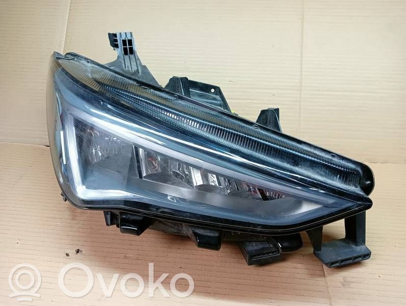 Cupra Born Headlight/headlamp 
