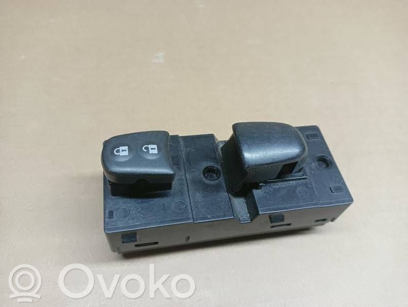 Przyciski szyb   254111KA0A,3251