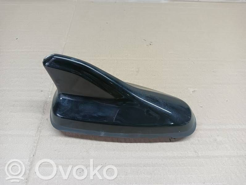 Skoda Octavia Mk4 Radion antenni 