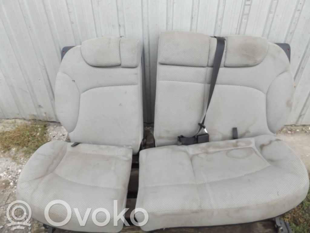 Seat set