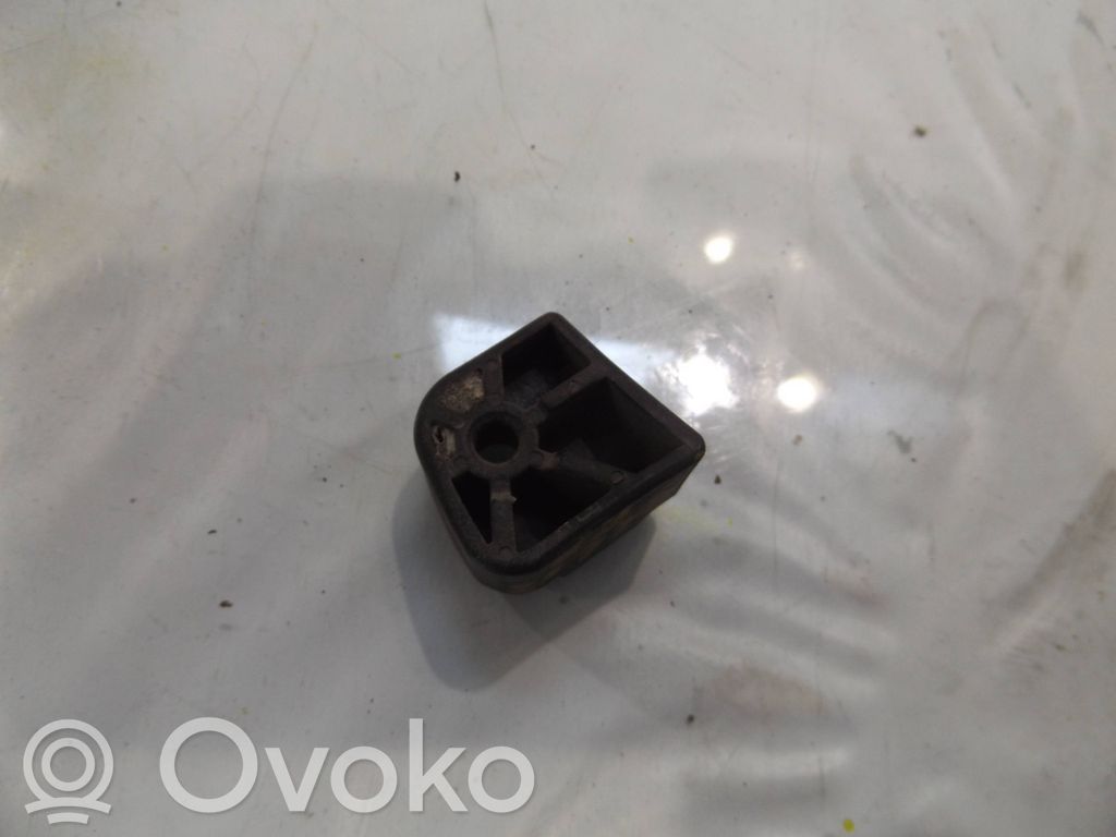 Cubierta del motor (embellecedor)   7032052