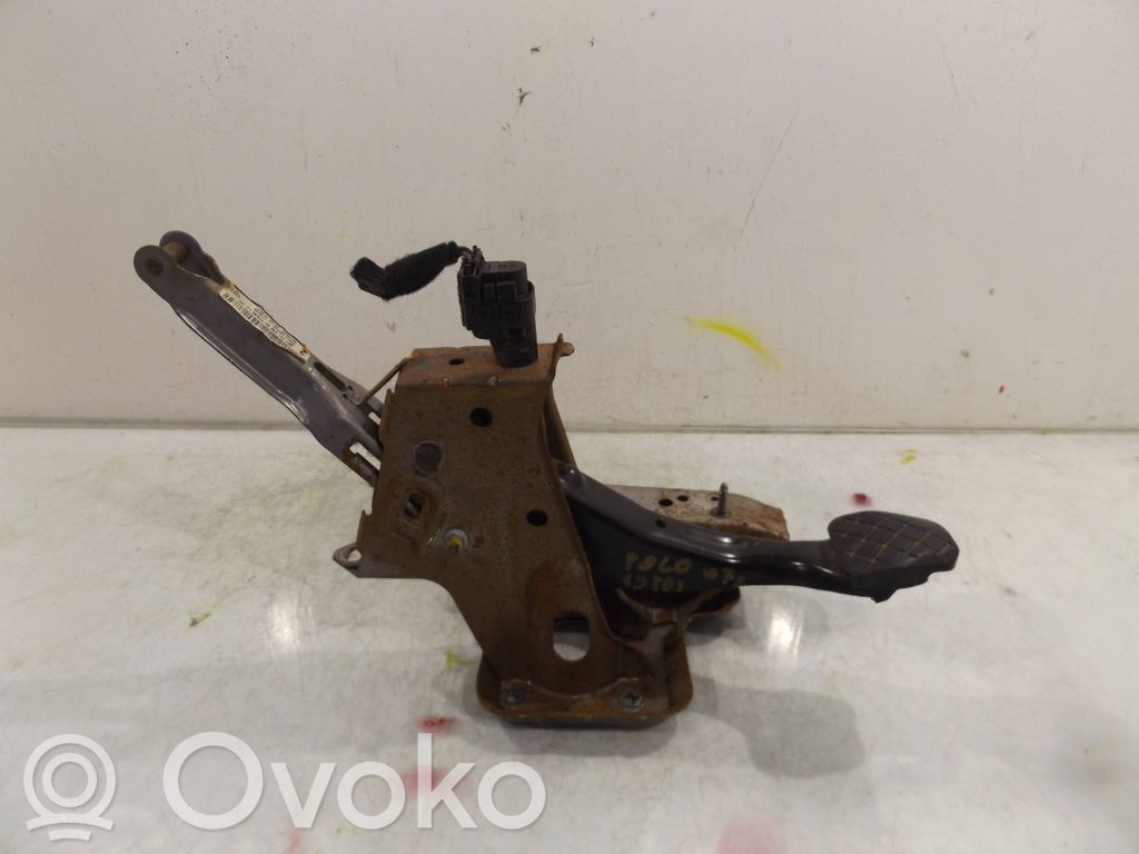 Volkswagen Polo IV 9N3 Pedał hamulca 