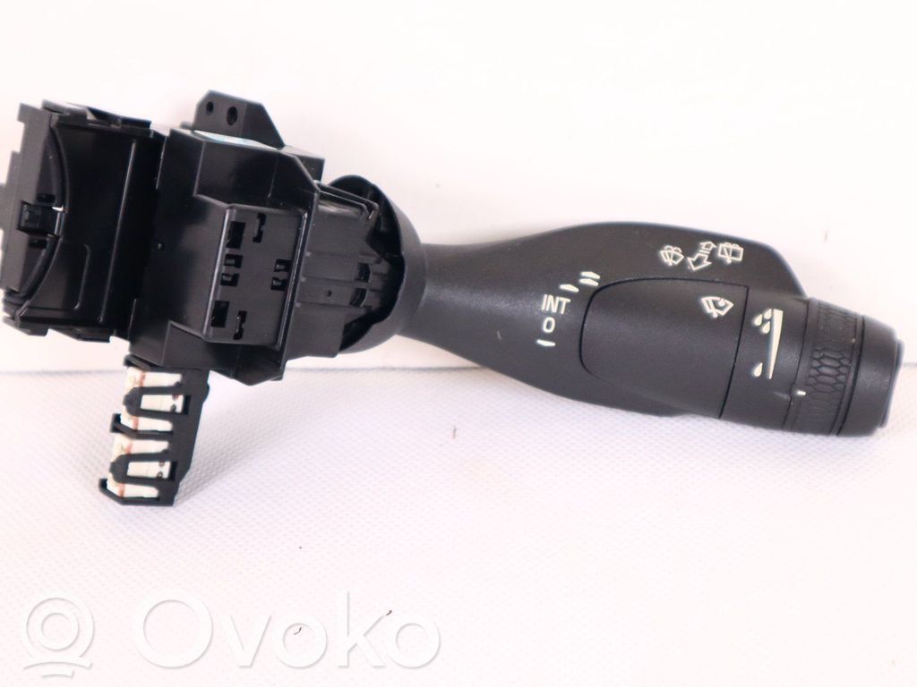 Volvo XC90 Headlight wiper switch 