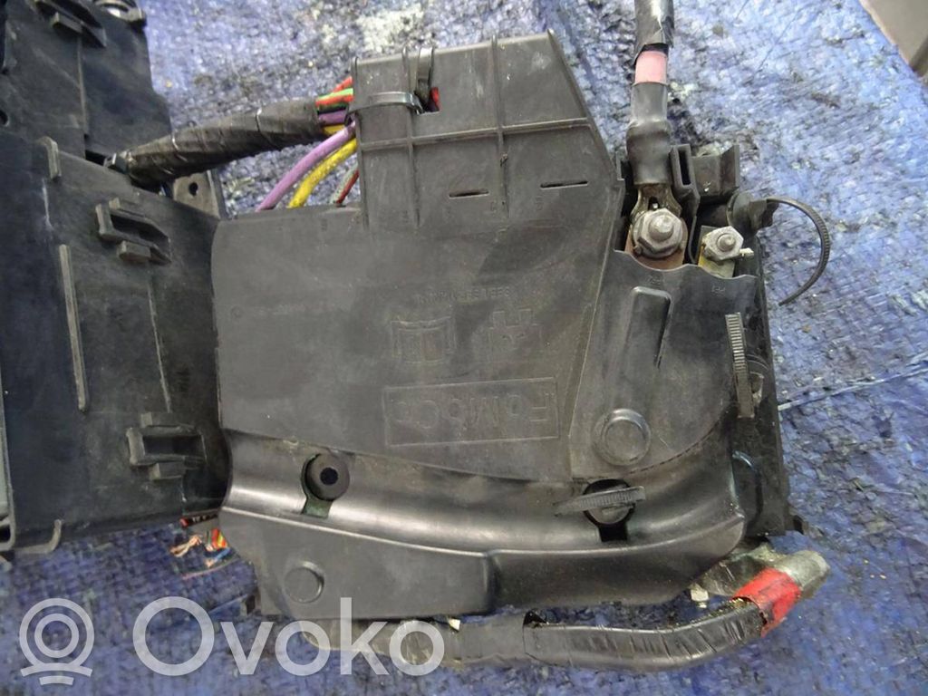 Ford Grand C-MAX Ramka / Moduł bezpieczników 