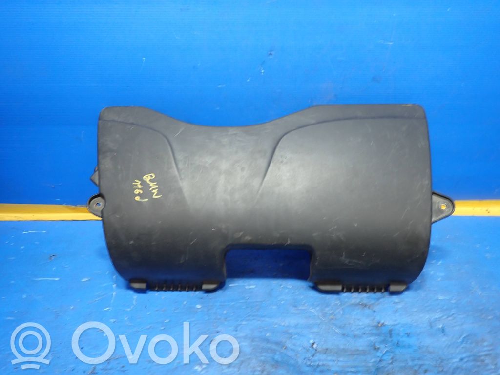 BMW 1 E81 E87 Oro paėmimo kanalo detalė (-ės) 