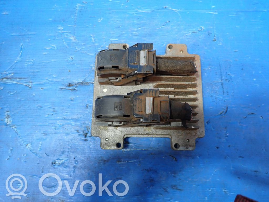Unidad de control/módulo del motor   55585249,12636386,86AA75A134900Q3