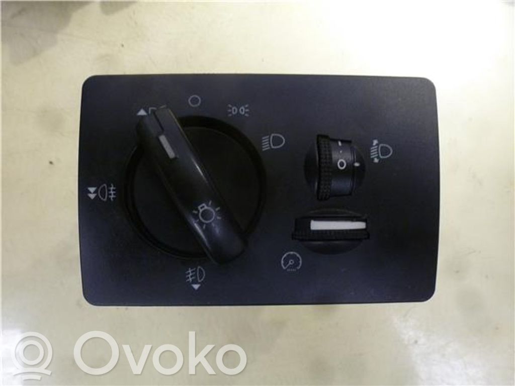 Light switch   3M5T13A024AB