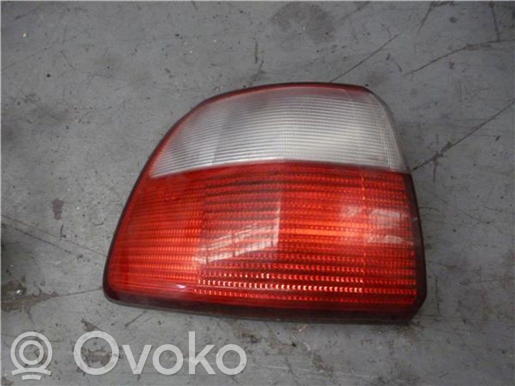 Opel Omega B2 Żarówka lampy tylnej 