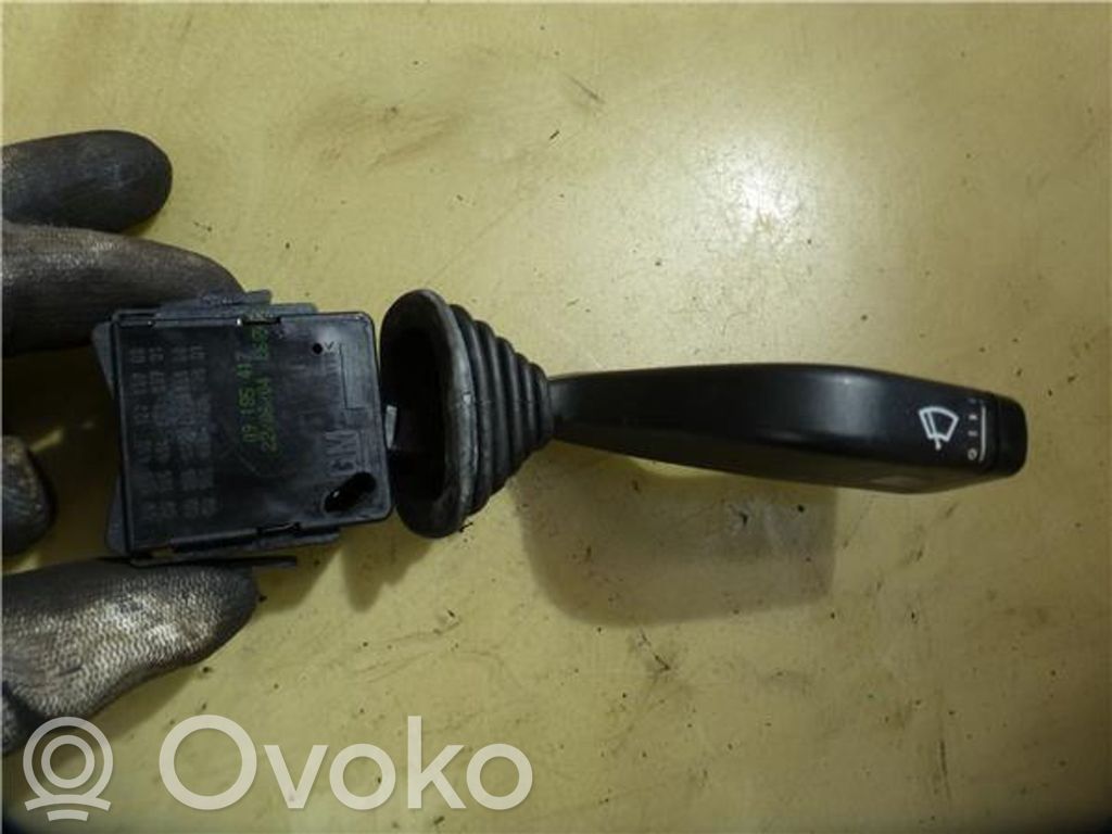 Light switch   9185413