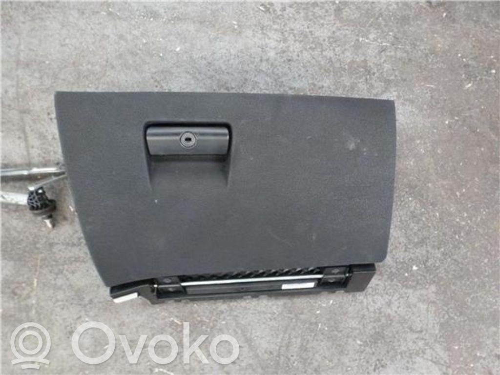 Daiktadėžė   51163422601