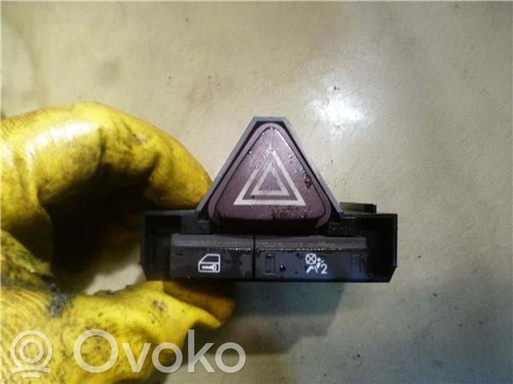 Hazard light switch   13189529