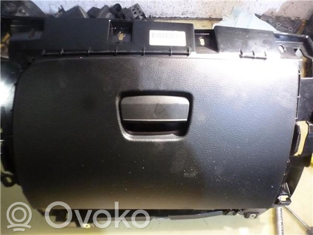 BMW X1 E84 Handschuhfach 