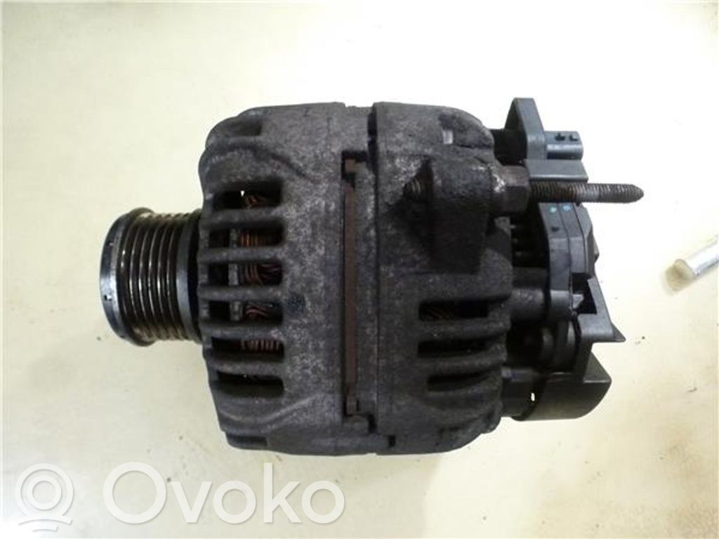 Renault Clio III Generator/alternator 