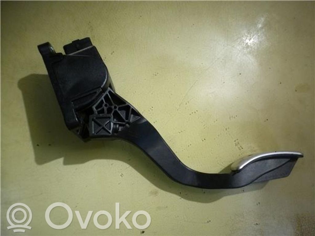 Peugeot 206+ Pedał gazu / przyspieszenia 