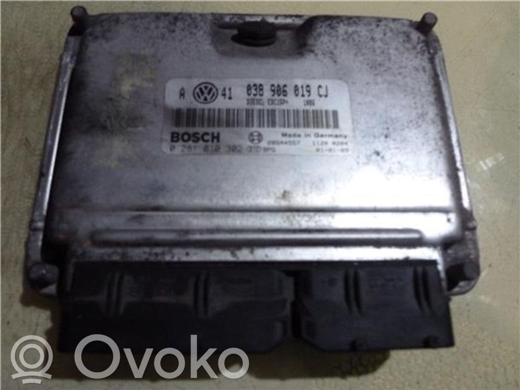 Volkswagen Golf V Engine control unit/module ECU 