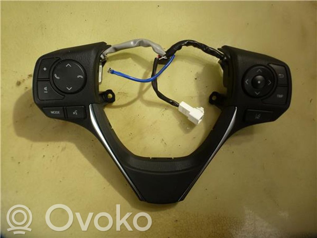 Toyota Auris E180 Interruptor de control multifunción 