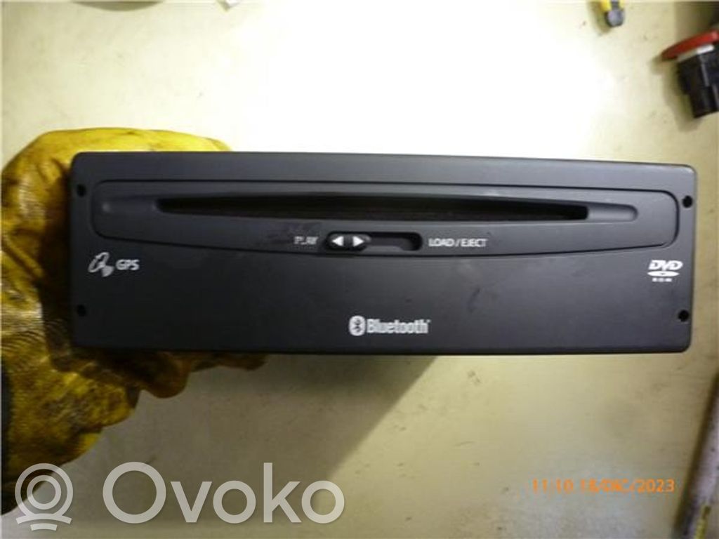 GPS navigation control unit/module   8200326976A