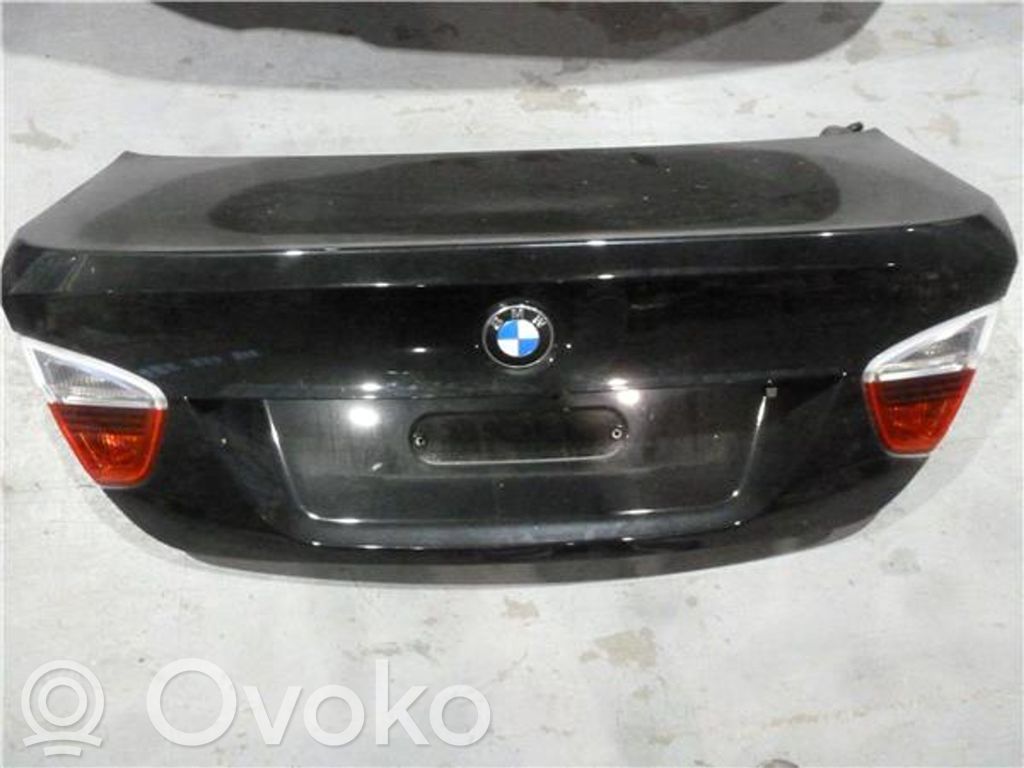 Back/rear loading door