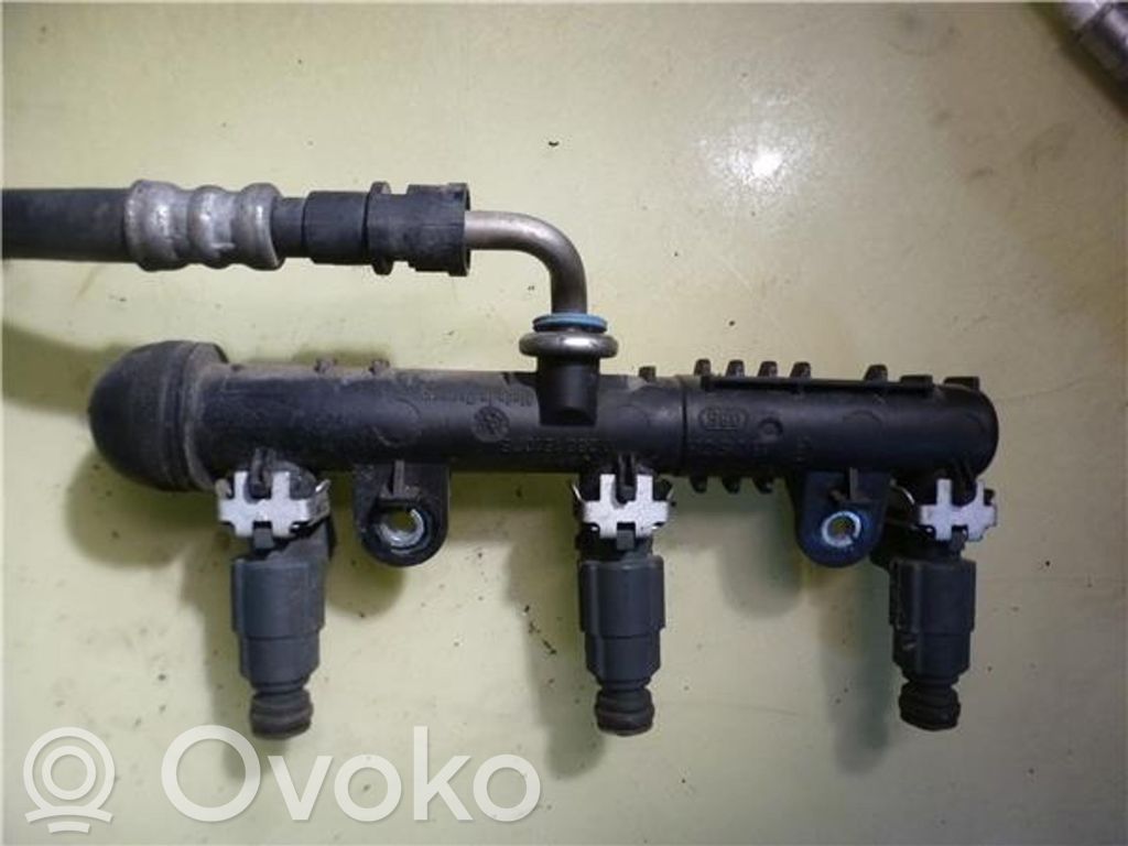 Opel Corsa C Rampa inyectora 