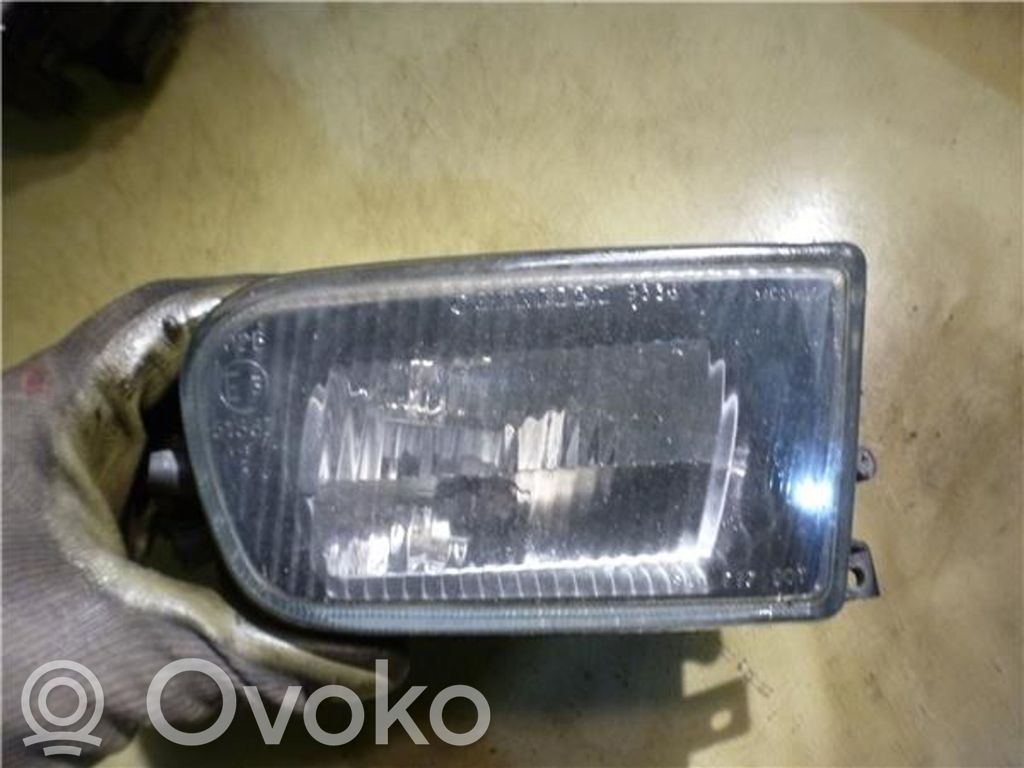 Miglas lukturis priekšā   37021749