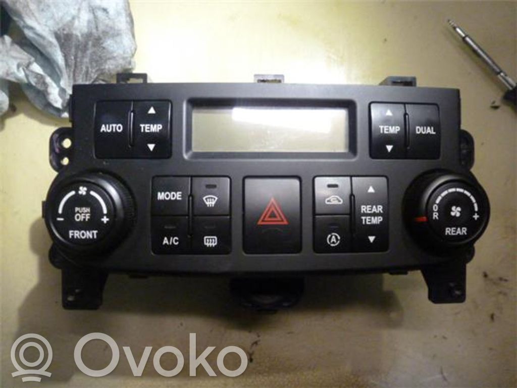 KIA Carnival Air conditioning (A/C) switch 