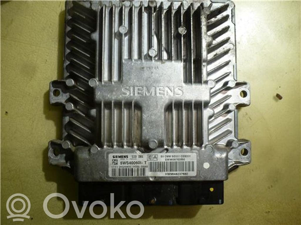 Peugeot 607 Engine control unit/module ECU 