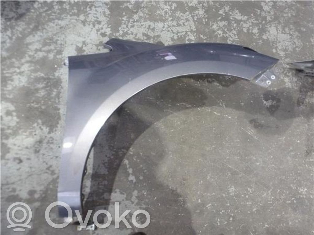 Mazda CX-7 Front arch 