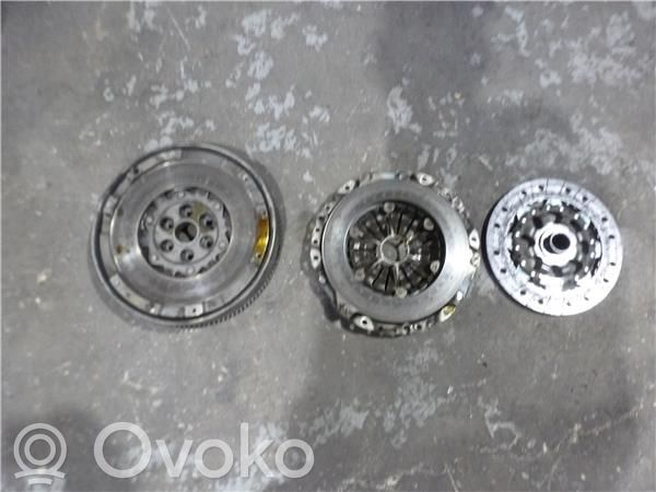 Volante motor   21217541018